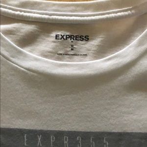 Express T-shirt